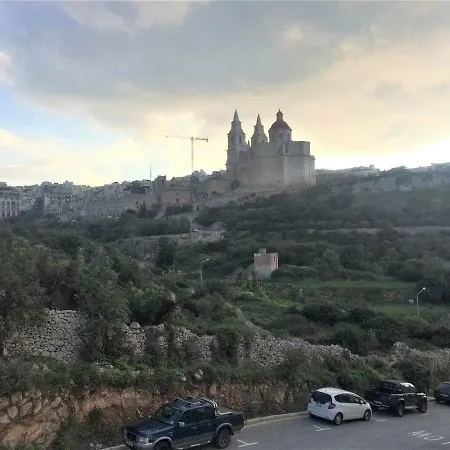 Апартаменты Higlander *